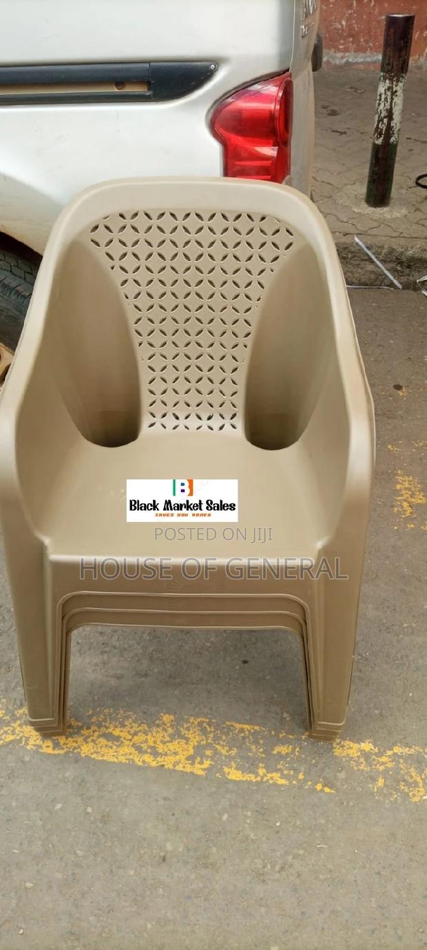 Strong Easy Plastic Chair - main view