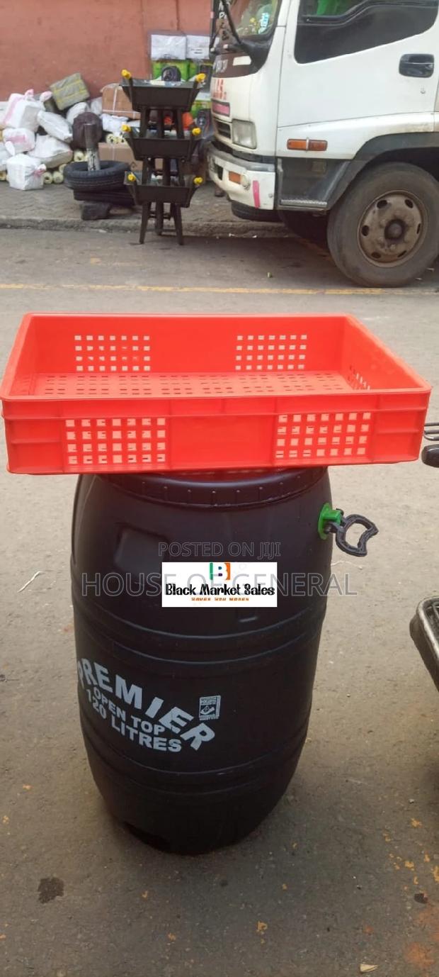 Half Plastic Crates Size H120×W400×L585mm