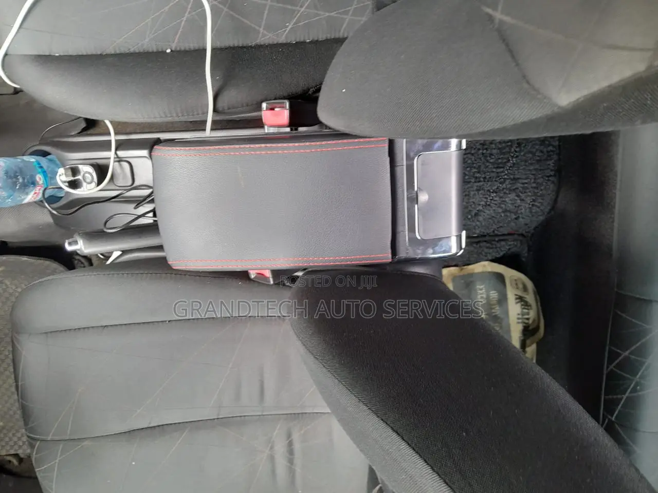 Luxury Custom Arm Rest [7 USB Ports]