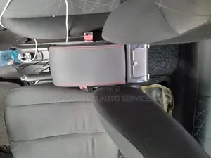 Luxury Custom Arm Rest [7 USB Ports]