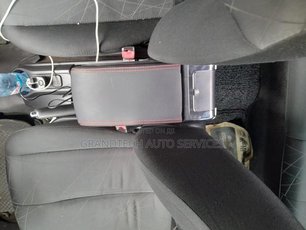 Luxury Custom Arm Rest [7 USB Ports]