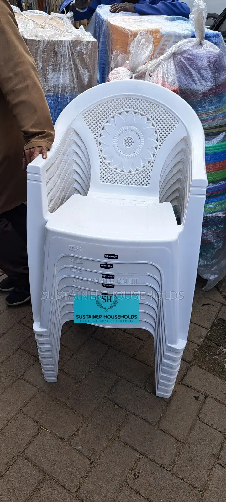 Kenpoly Plastic Seats With Armrest