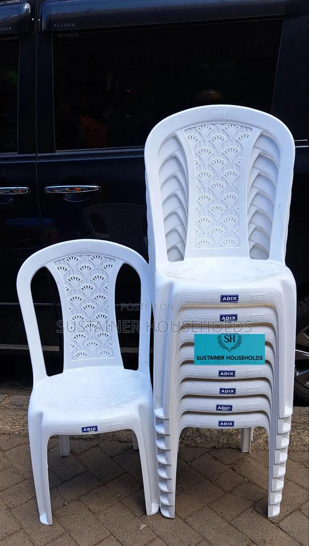 Adix, Armless Plastic Chairs With Strong Legs