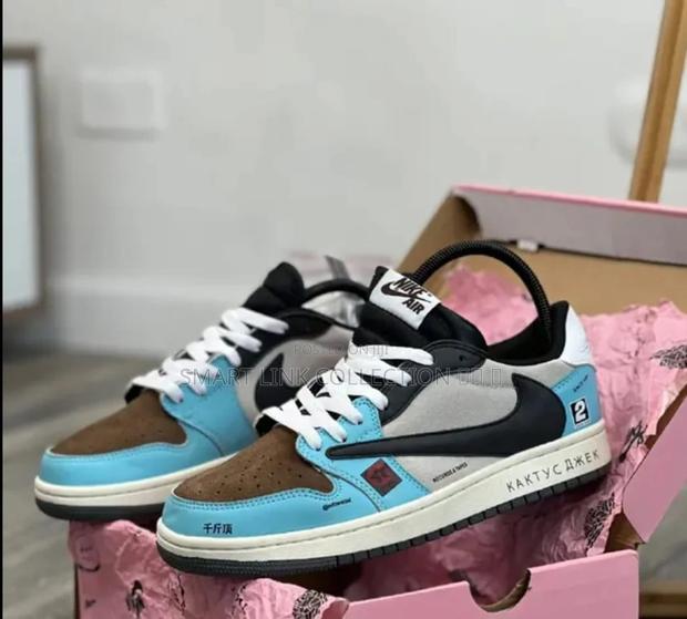 Air Jordan 1 Lowcut