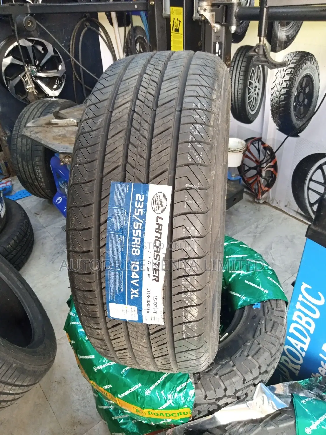 235/55r18 Lancaster Tire