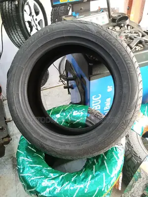 235/55r18 Lancaster Tire