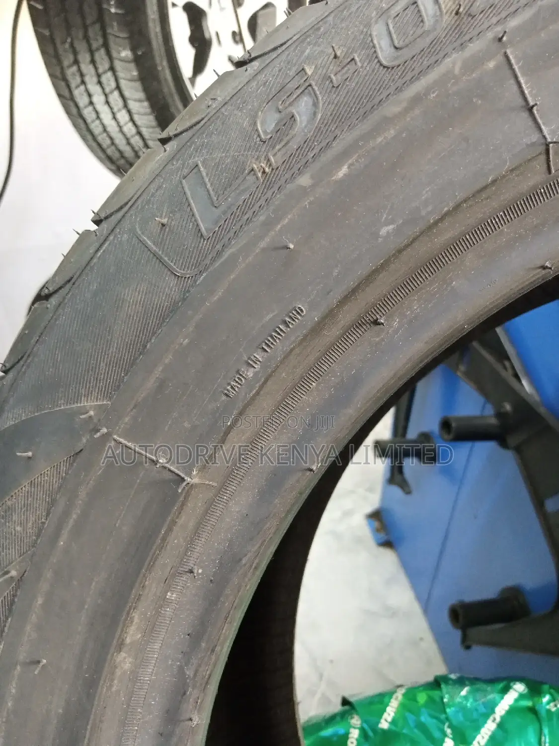 235/55r18 Lancaster Tire