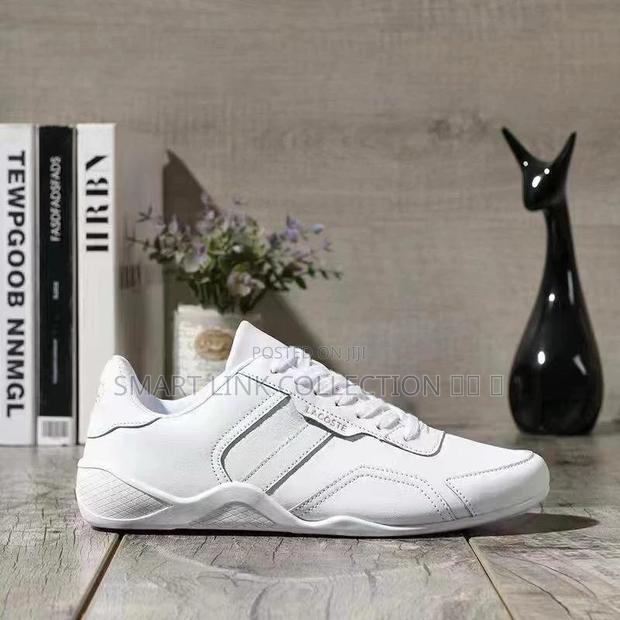 Lacoste Sneakers