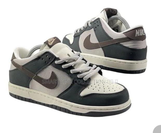 Customerzed Jordan 1 - thumbnail 3
