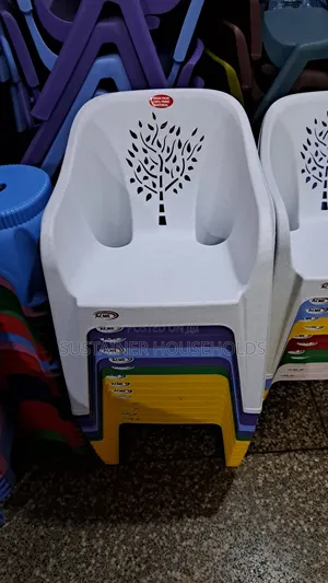 Feeding Chairs 
Age 6 Months -3 Yrs.