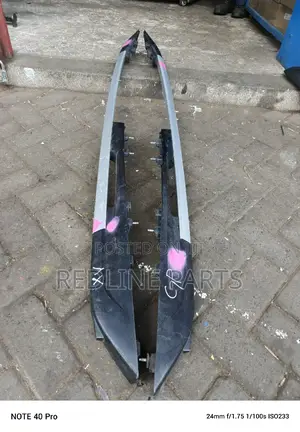 Subaru Impreza GP7 XV Roof Racks Rails.