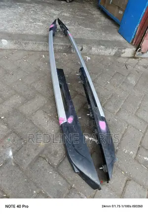 Subaru Impreza GP7 XV Roof Racks Rails.