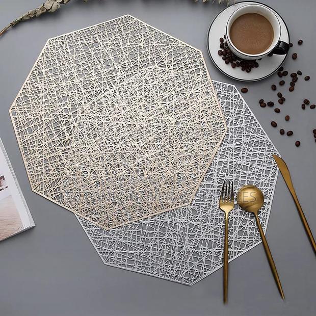 6pcs PVC Non-Woven Table Mats *Gold and Silver* - thumbnail 9