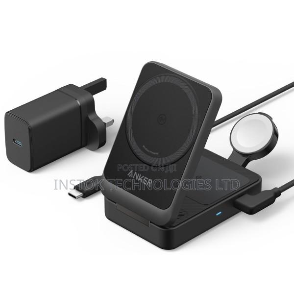Anker Maggo Wireless Charging Station (Foldable 3-in-1)