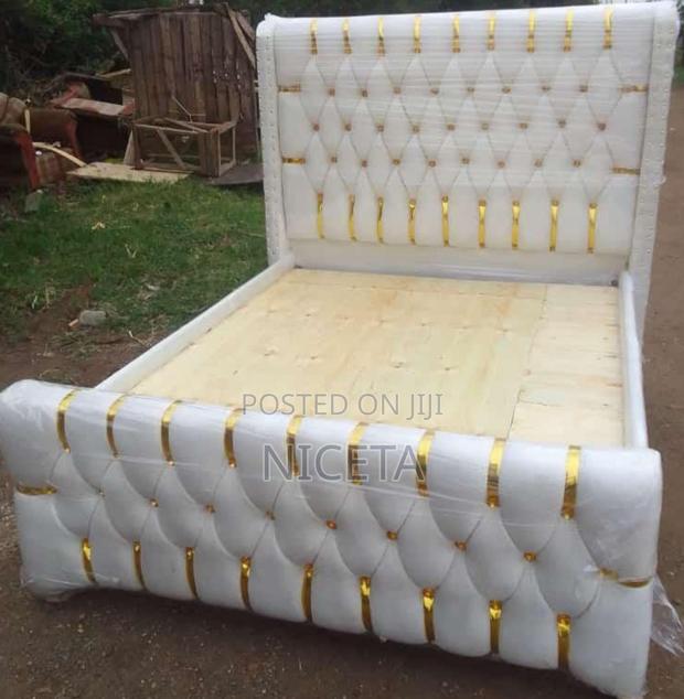Golden Chester Bed