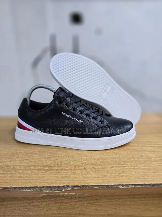 Tommy Hilfiger - thumbnail 3
