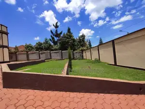5bdrm Villa in Membley Estate for sale