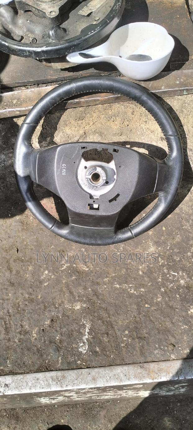 Isuzu DMAX Steering Wheel - main view