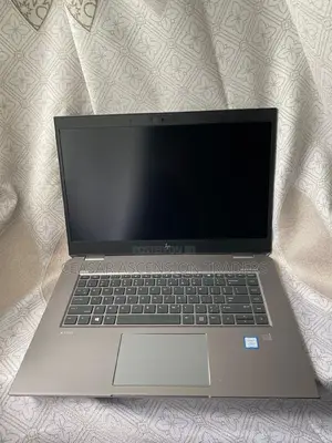 Laptop HP ZBook Studio G5 32GB Intel Core I7 SSD 256GB
