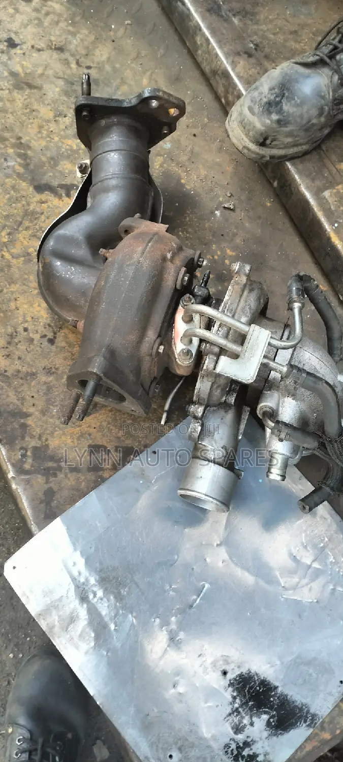 Old Model 7l Box 1kd Turbo Charger Complete