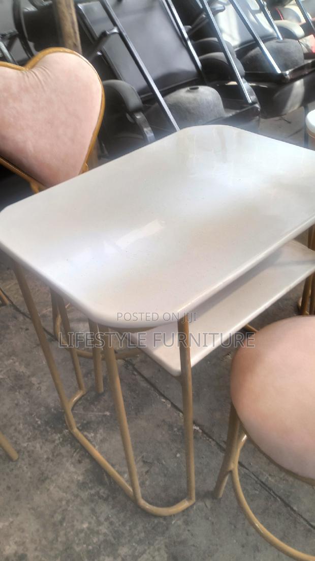 Manicure Table - thumbnail 4