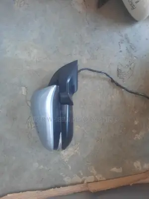 Sidemirror Toyota Noah/ Voxy ZR80 Indicator Type