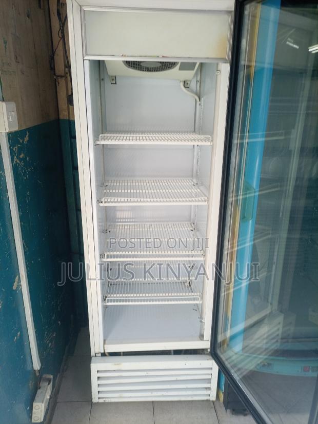 Display Fridge - thumbnail 2