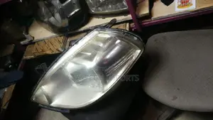 Tiida Nissan 2006 LHS Headlight