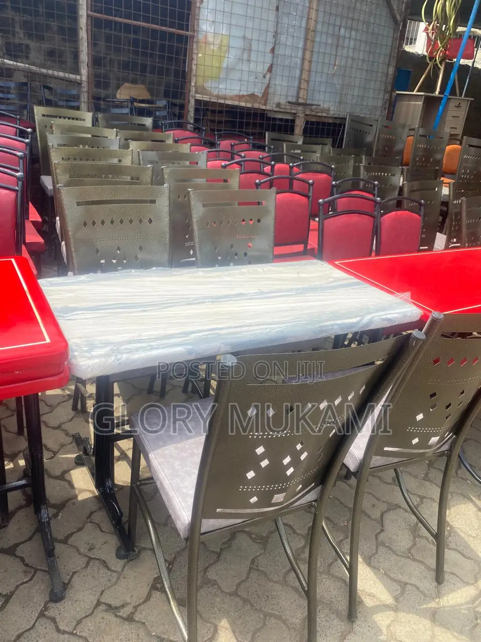 Brand New Restaraunt N Bar Table N Chairs Set