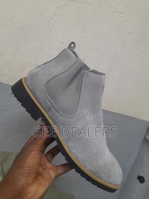 Suede Chelsea Boots >Men Boots