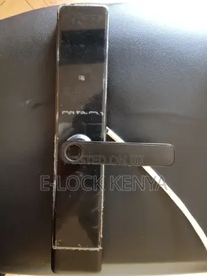Keyless Comfort.Airbnb Biometric Locks Enhances