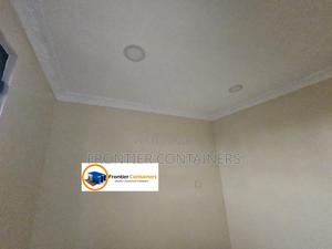 20ft Container Modern Living Unit - thumbnail 2