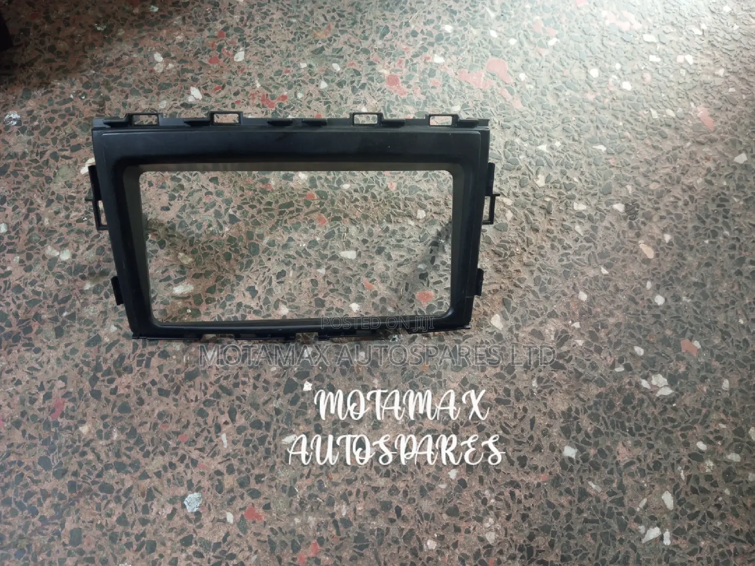 Toyota Noah ZRR70 Radio Panel