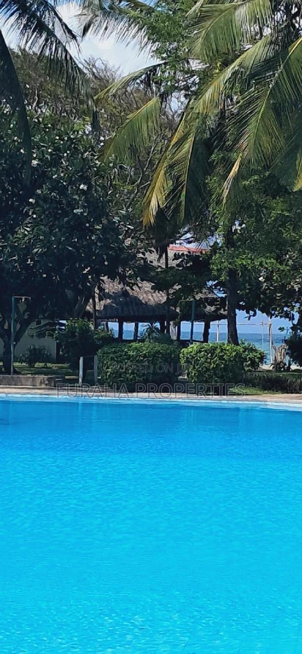 For Sale Operational Beach Hotel - thumbnail 7