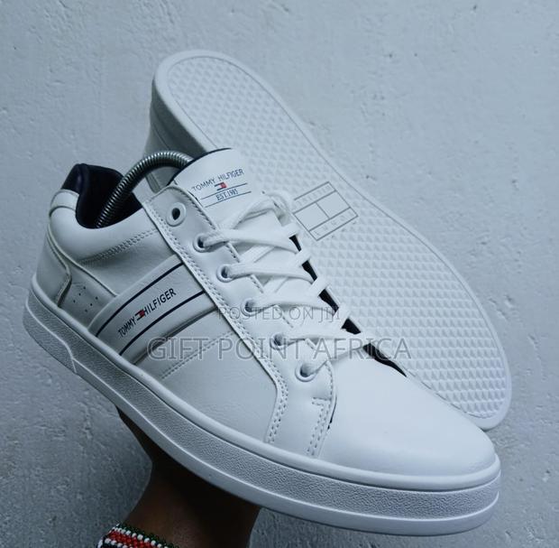 Casual Tommy Hilfiger Sneakers for Men - thumbnail 2