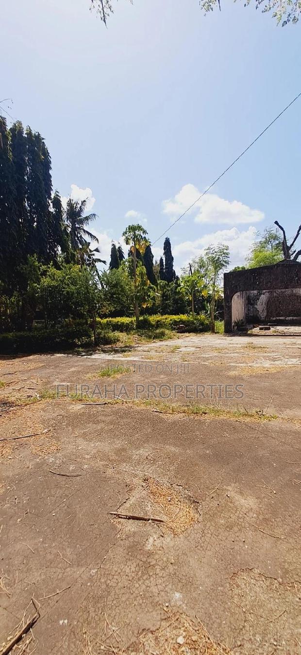 For Sale Half Acre Land Nyali - thumbnail 3