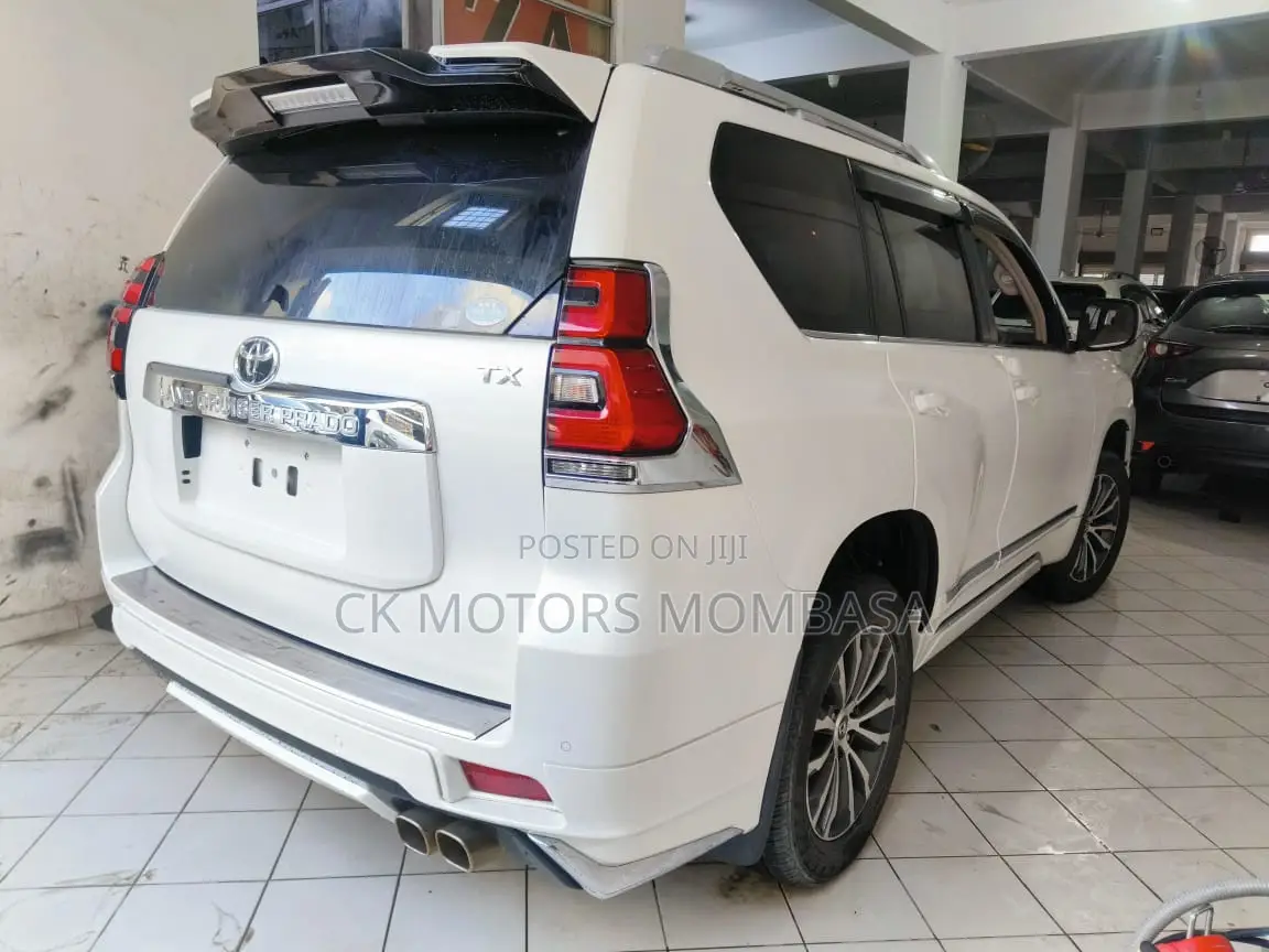 Toyota Land Cruiser Prado 2019 Pearl