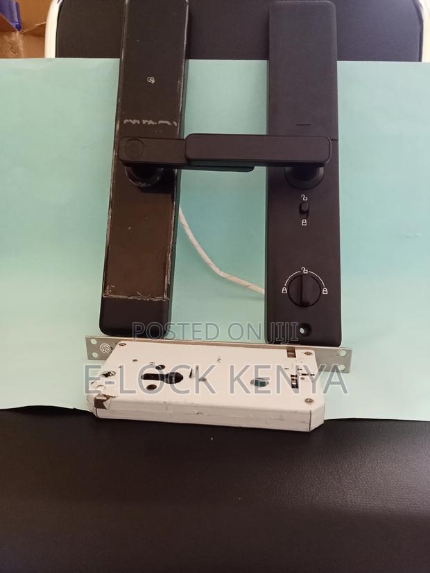 Digital Sanctuary.Airbnb Biometric Locks for Secure Safety - main view