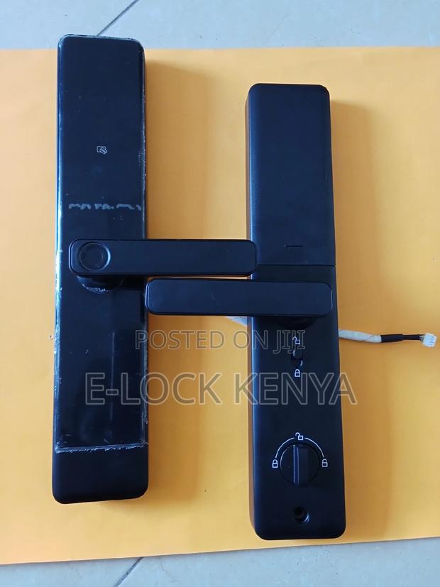 Secure Staycation.Biometric Locks Elevate Hosting Starndads - main view