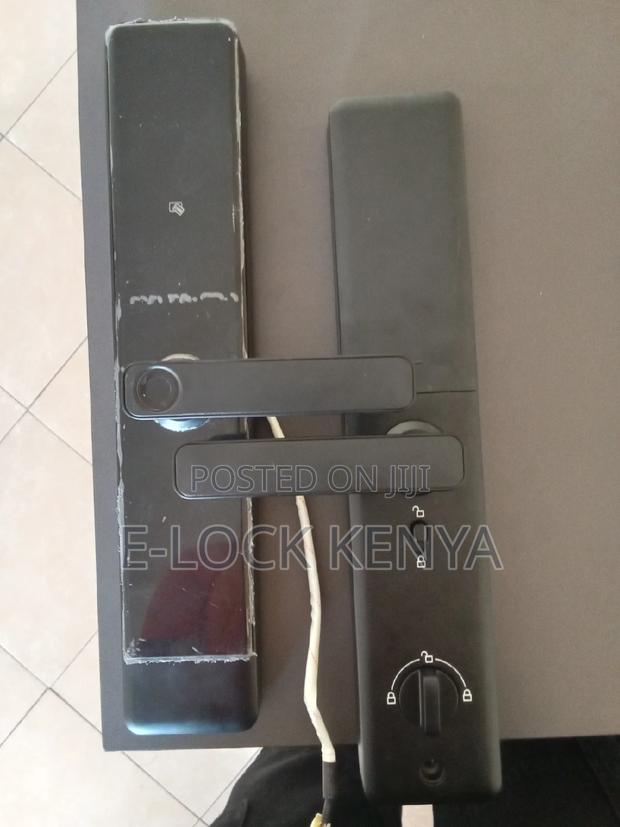 Personalized Access.Biometric Locks Tailored for Every Guest - main view