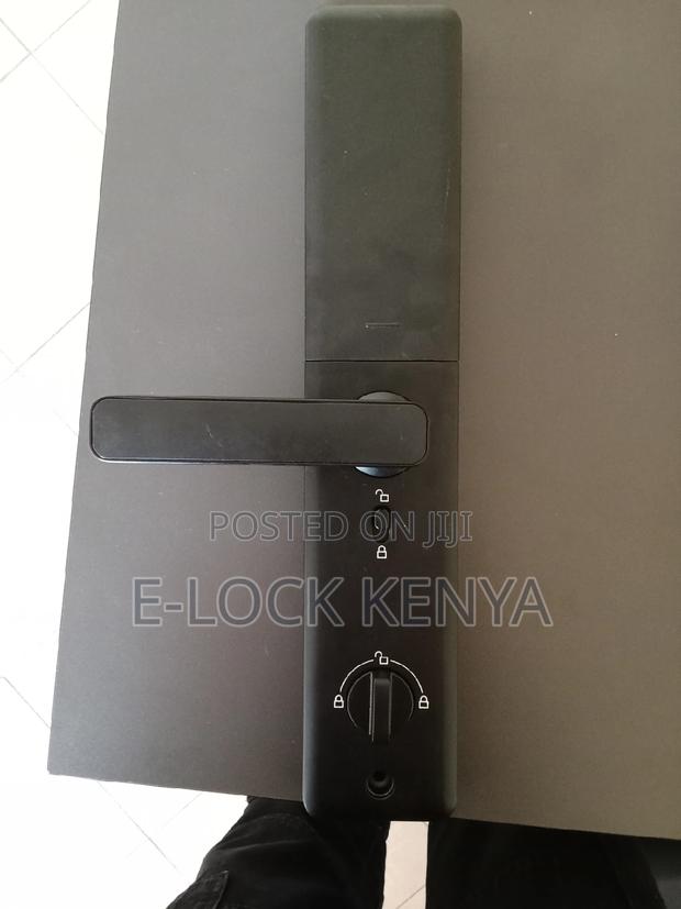 Secure Escape.Airbnb Biometric Locks Redefine Ease Travels - main view