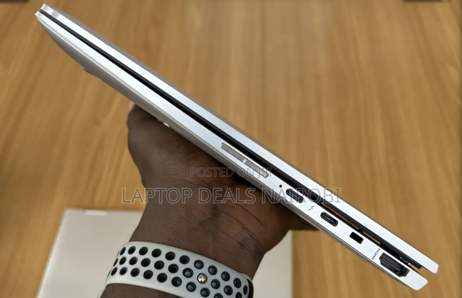 Laptop HP EliteBook 1030 8GB Intel Core i5 SSD 256GB