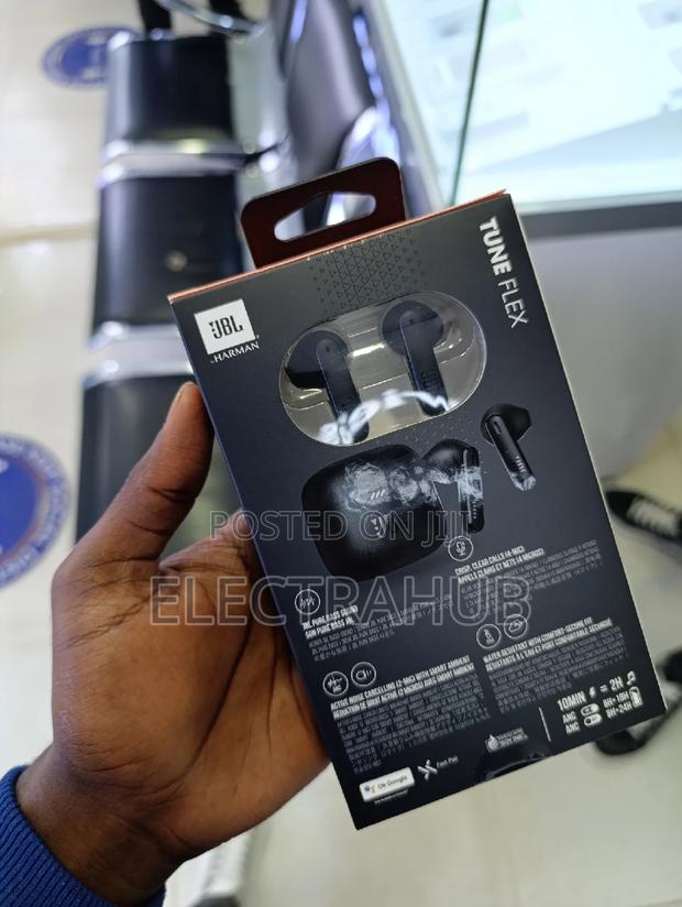 JBL Tune Flex New Sealed in a Shop - thumbnail 3