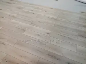 SPC Floors Fitting