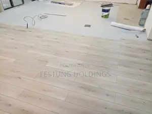 SPC Floors Fitting