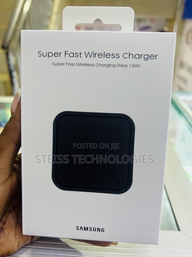 15w Samsung Fast-Wireless Charger.