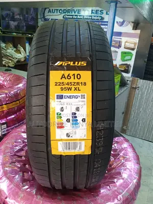 225/45r18 Aplus Tyre