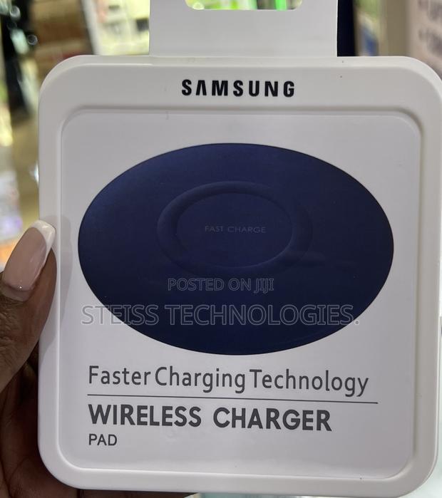Samsung Fast-Wireless Pad. - main view