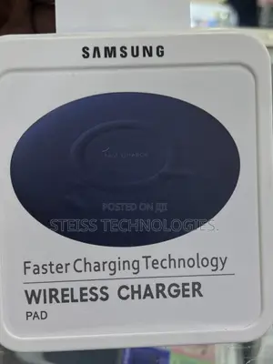 Samsung Fast-Wireless Pad.