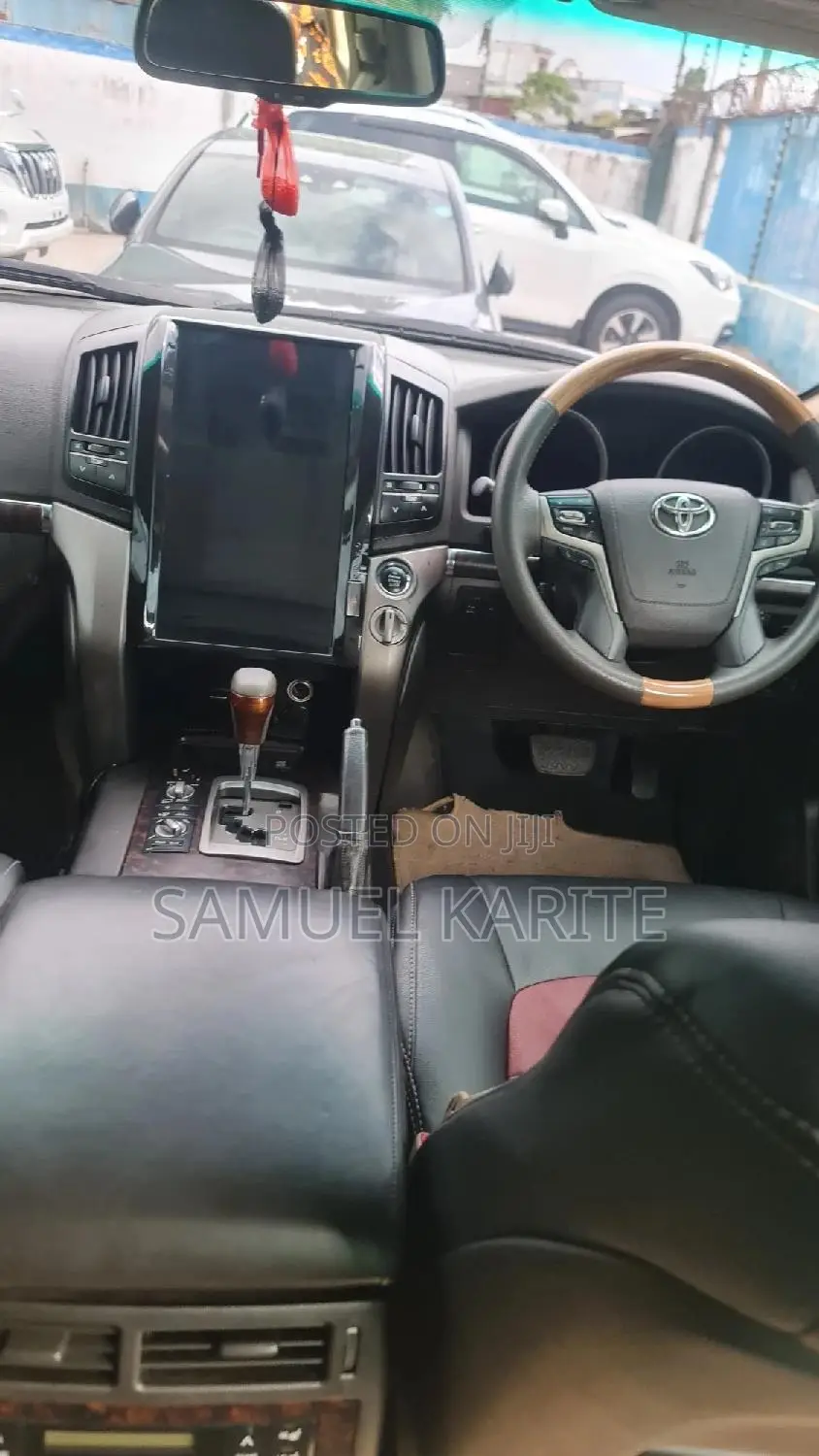 Toyota Land Cruiser 2015 Black